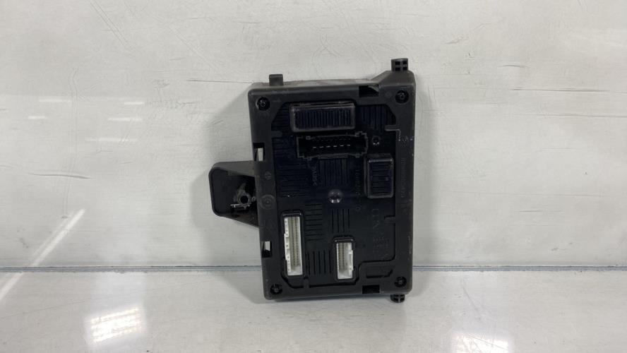 Boitier UCH RENAULT CLIO 3 PHASE 1 Diesel - 1