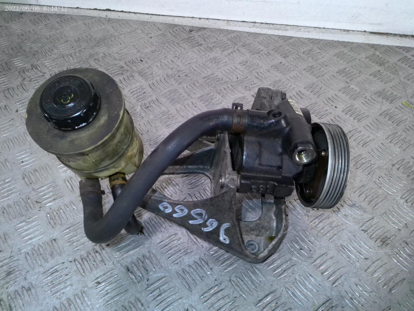 Pompe de direction RENAULT MEGANE 1 PHASE 2 COUPE Essence - 1