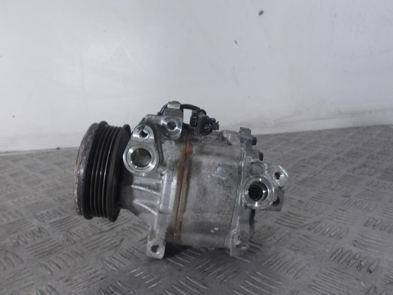 Compresseur clim OPEL KARL Essence - 1