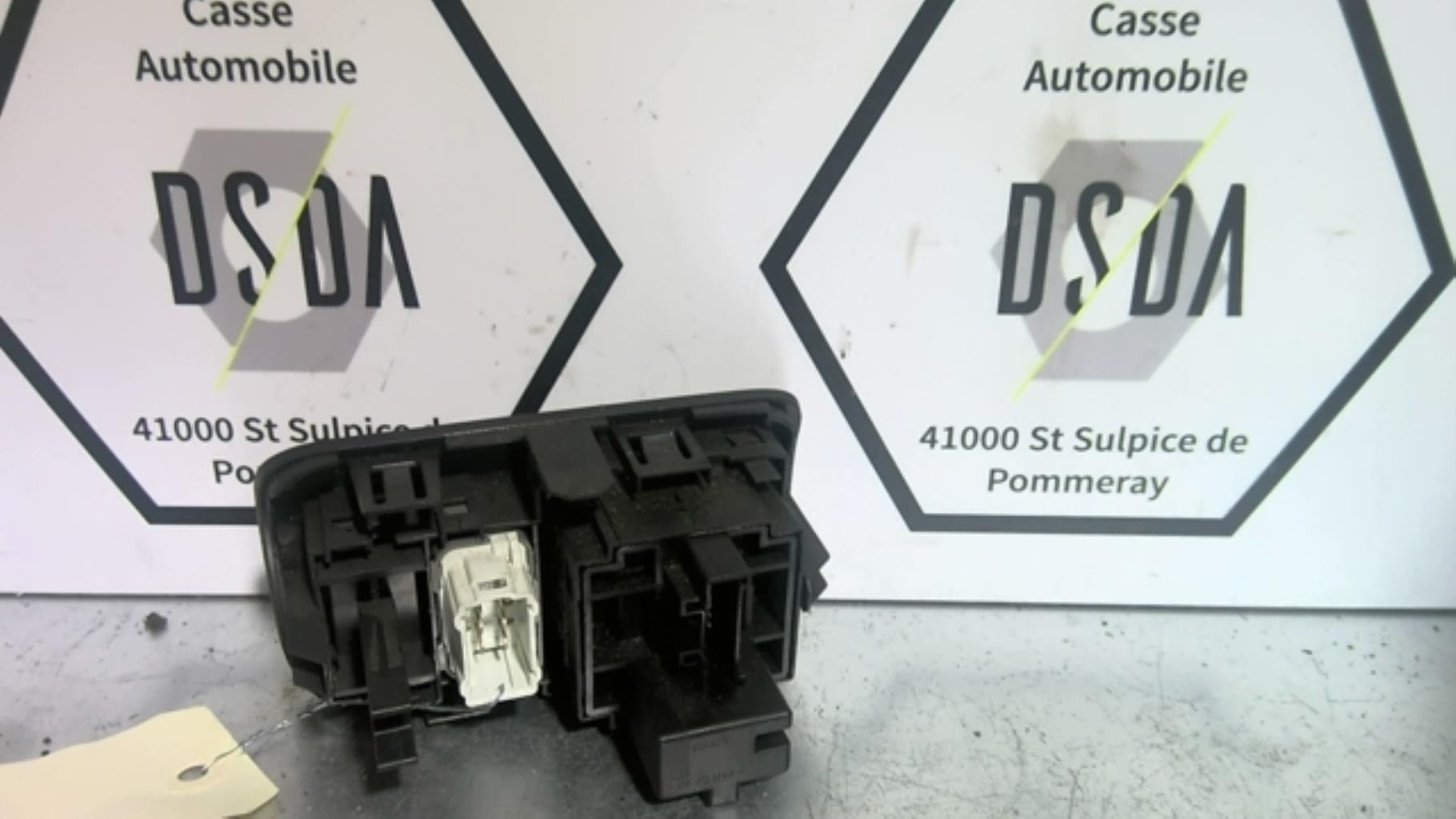 Commande de reglage hauteur de phare RENAULT MEGANE 2 PHASE 2 Diesel - 1