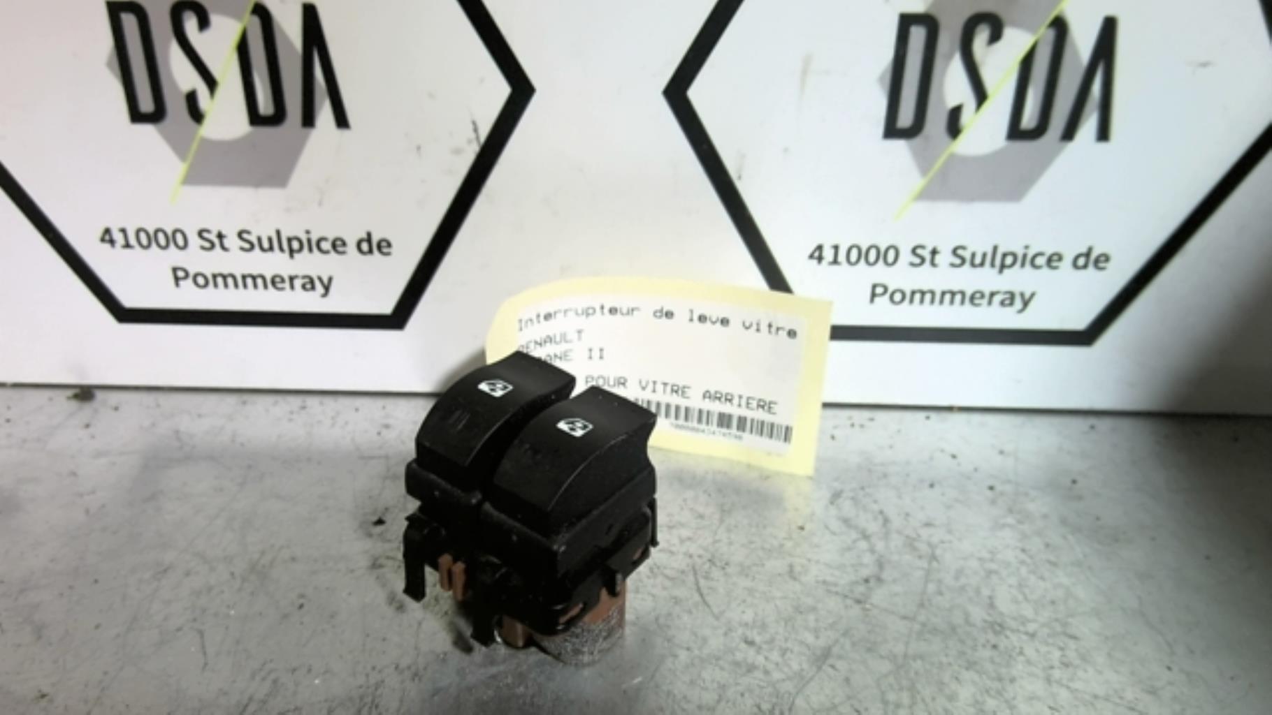 Interrupteur de leve vitre RENAULT MEGANE 2  - 1