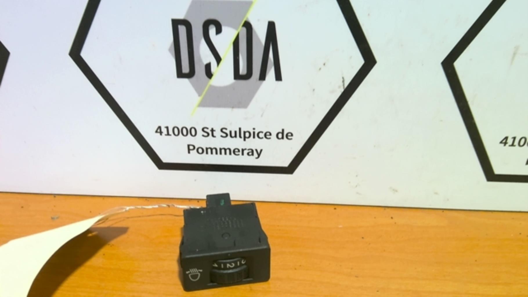 Commande de reglage hauteur de phare CITROEN C3 1 PHASE 1 Diesel - 1