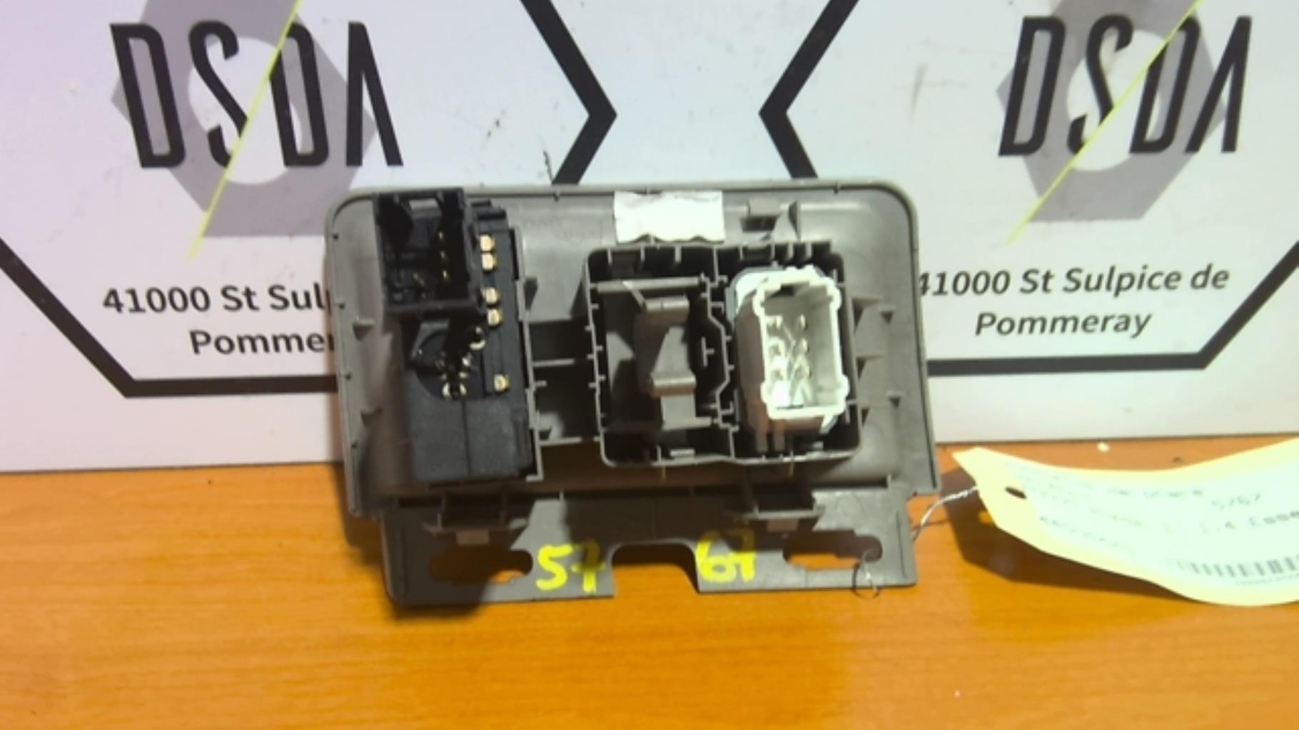 Commande de reglage hauteur de phare RENAULT MODUS PHASE 1 Essence - 1