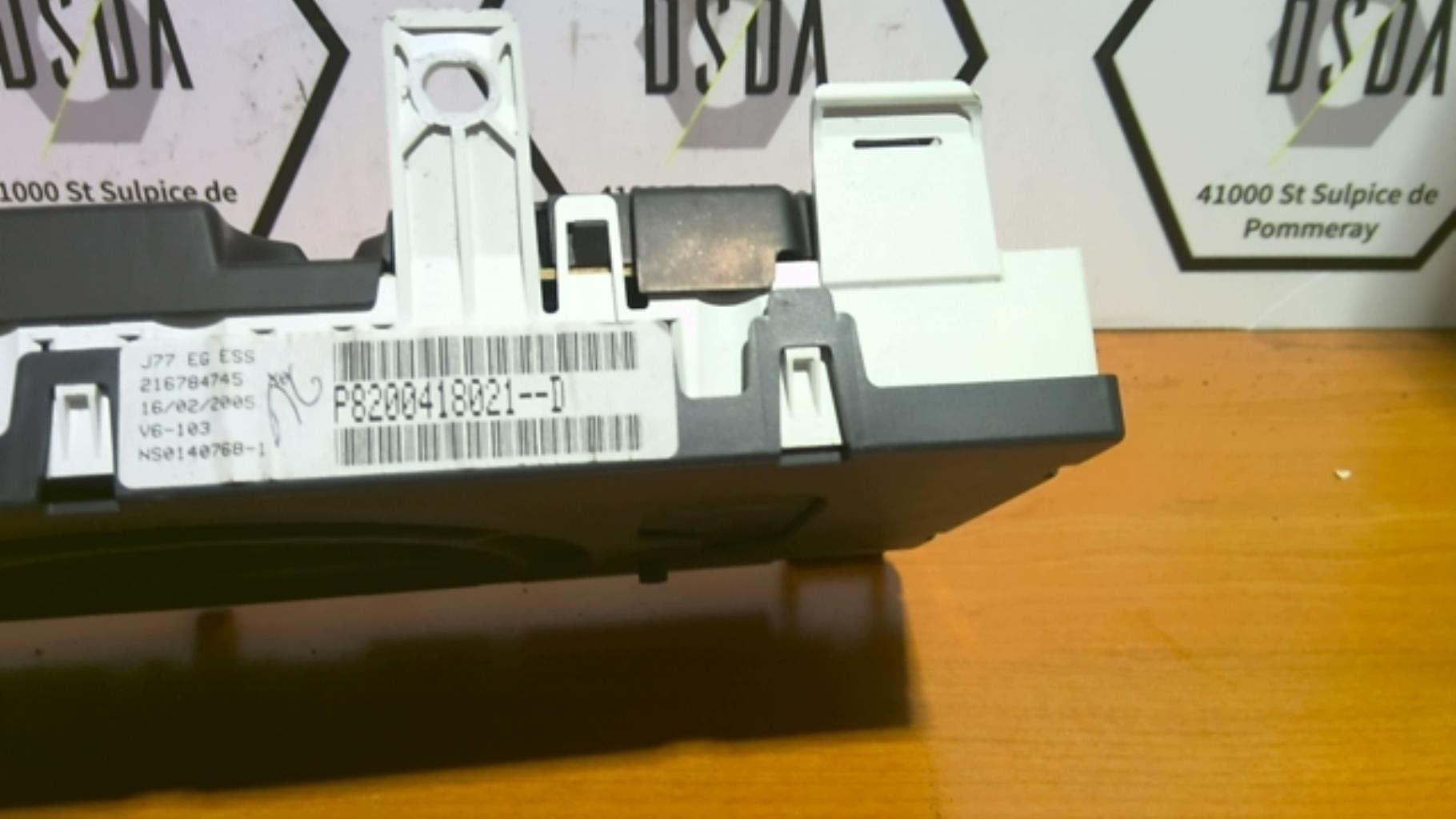 Compteur RENAULT MODUS PHASE 1 Essence - 1