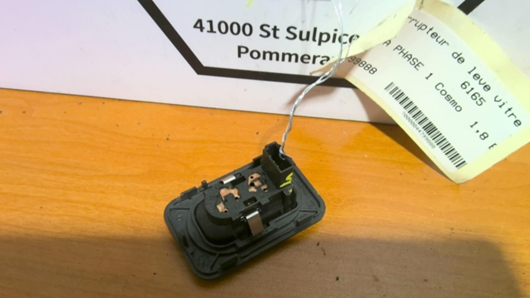 Interrupteur de leve vitre OPEL MERIVA A PHASE 1 Essence - 1