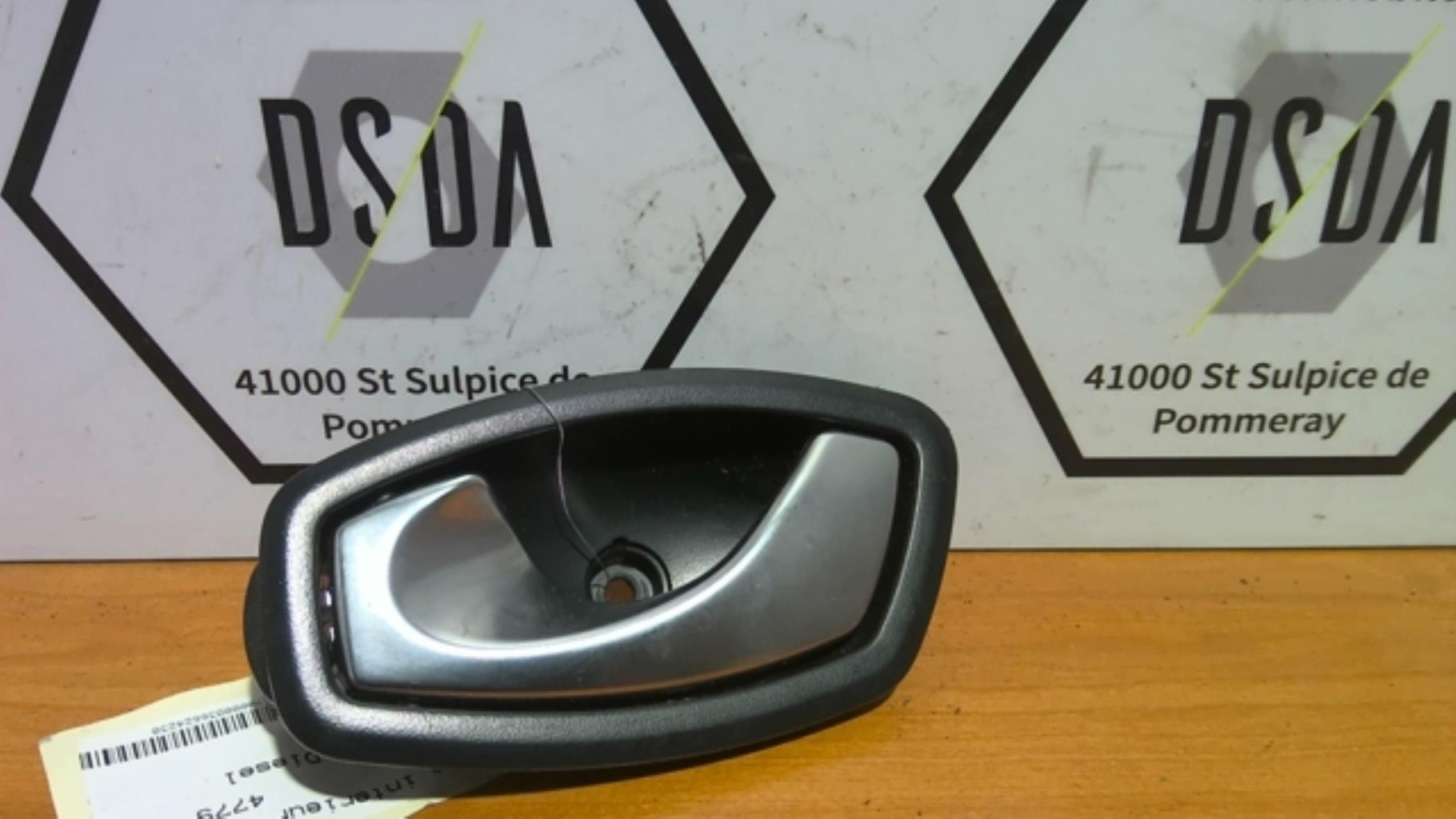 Poignee interieur avant gauche RENAULT CLIO 4 PHASE 1 Diesel - 1