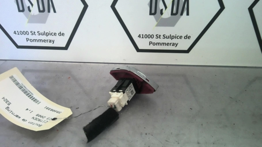 Bouton de warning CITROEN C3 2009 Diesel - 1