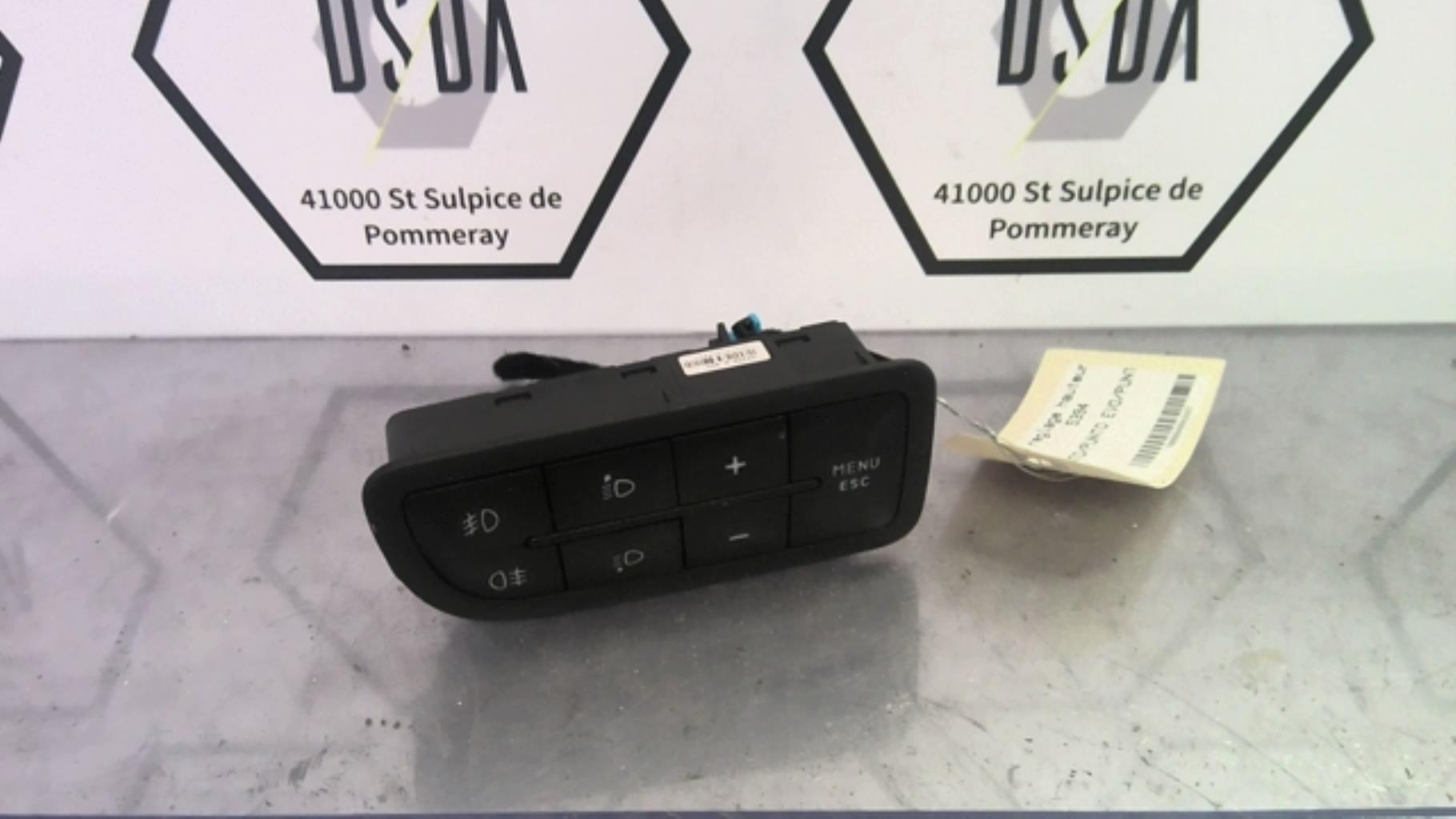 Commande de reglage hauteur de phare FIAT PUNTO EVO 3 Essence - 1