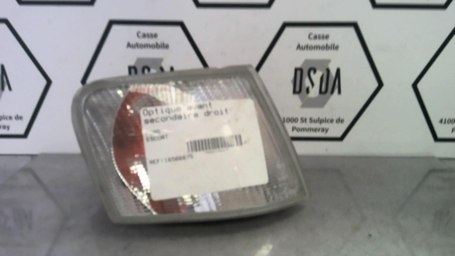 Optique avant secondaire droit (feux)(clignotant) FORD ESCORT 3 Essence - 1