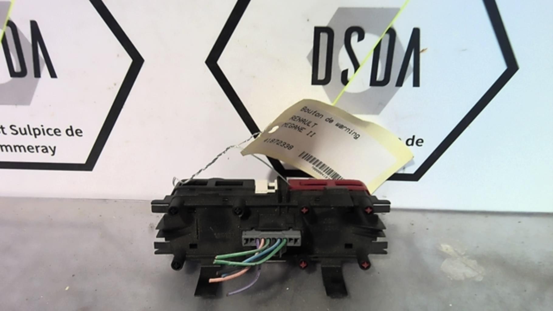Bouton de warning RENAULT MEGANE 2  - 1