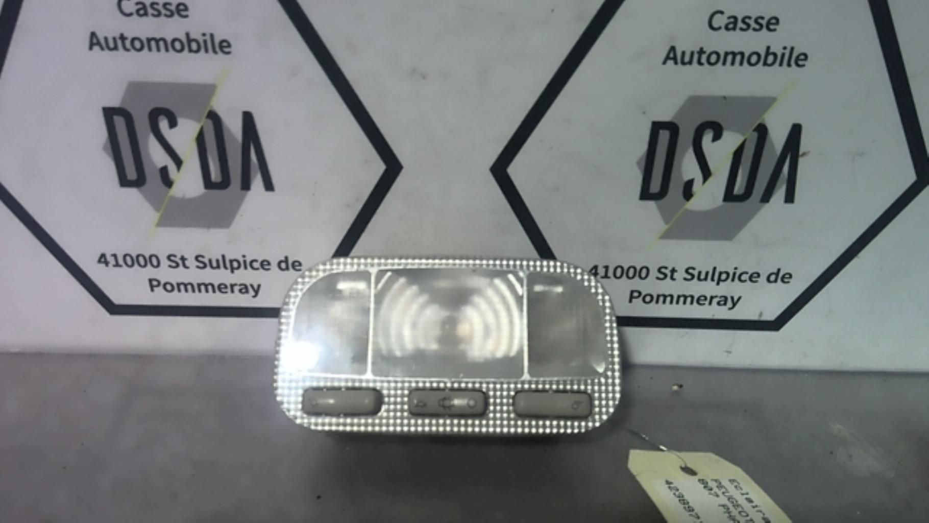 Eclairage de plafonnier PEUGEOT 807 Diesel - 1
