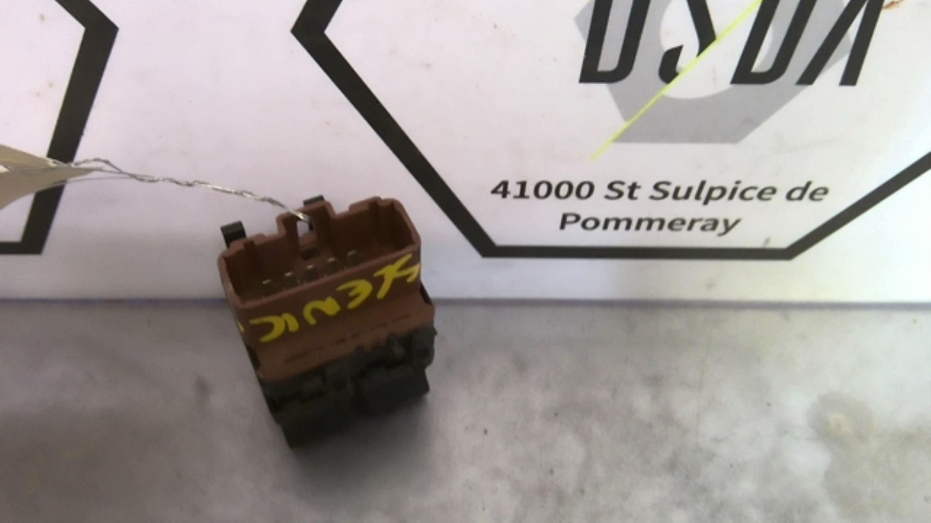 Interrupteur de leve vitre RENAULT SCENIC 2  - 1
