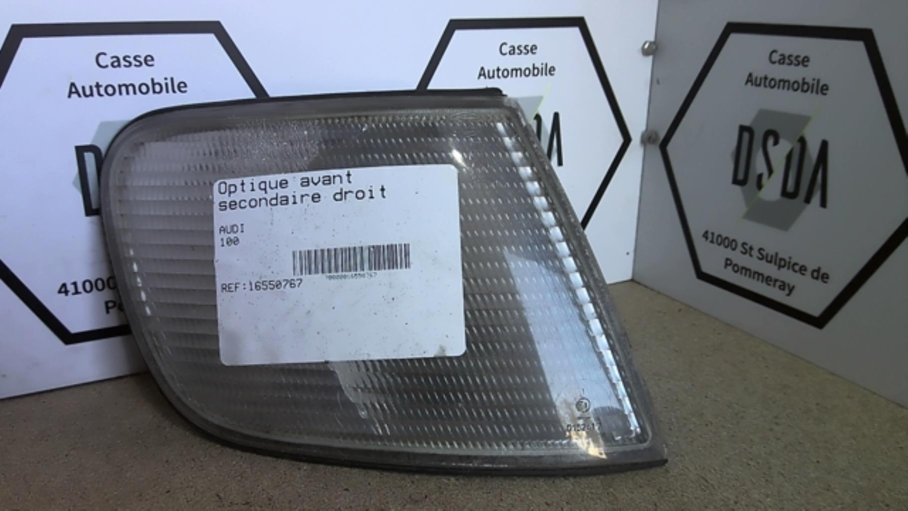 Optique avant secondaire droit (feux)(clignotant) AUDI 100 1  - 1