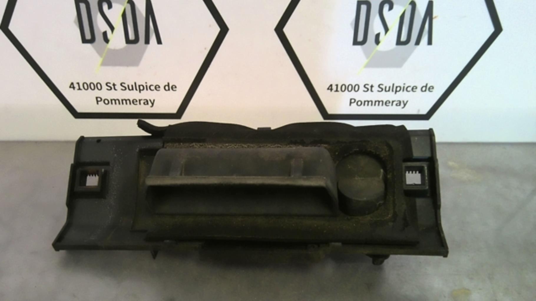 Bouton de coffre PEUGEOT 206 PHASE 1 Diesel - 1