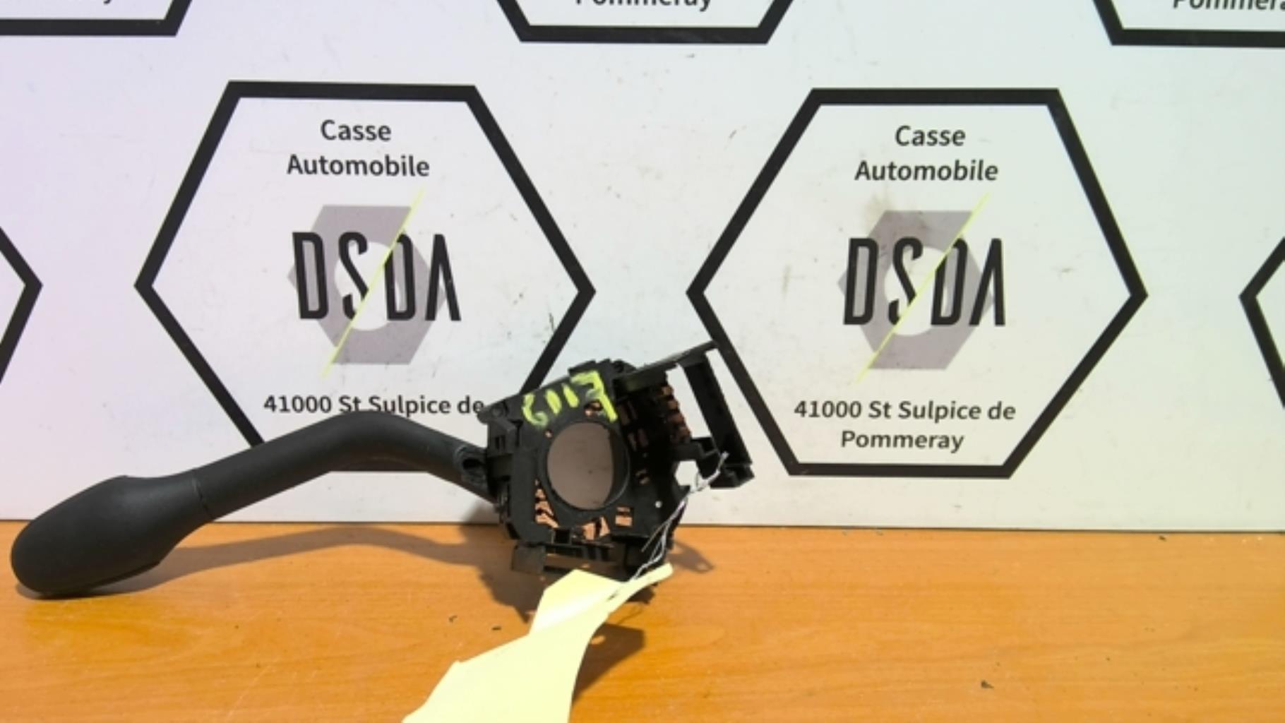 Commodo d'essuie glaces VOLKSWAGEN GOLF 3  - 1