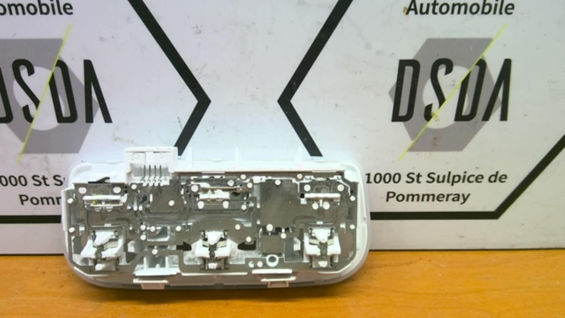 Eclairage de plafonnier RENAULT CLIO 4  - 1