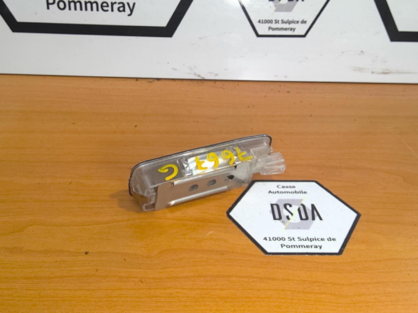 Eclairage de plafonnier AUDI A3 2 SPORTBACK PHASE 1 Diesel - 1