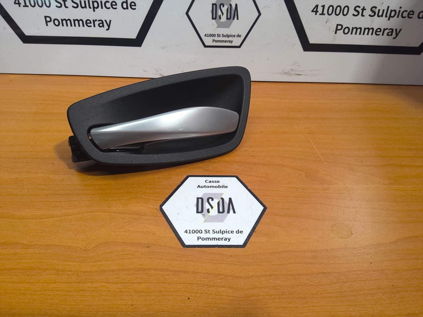 Poignee interieur arriere gauche BMW BREAK  - 1