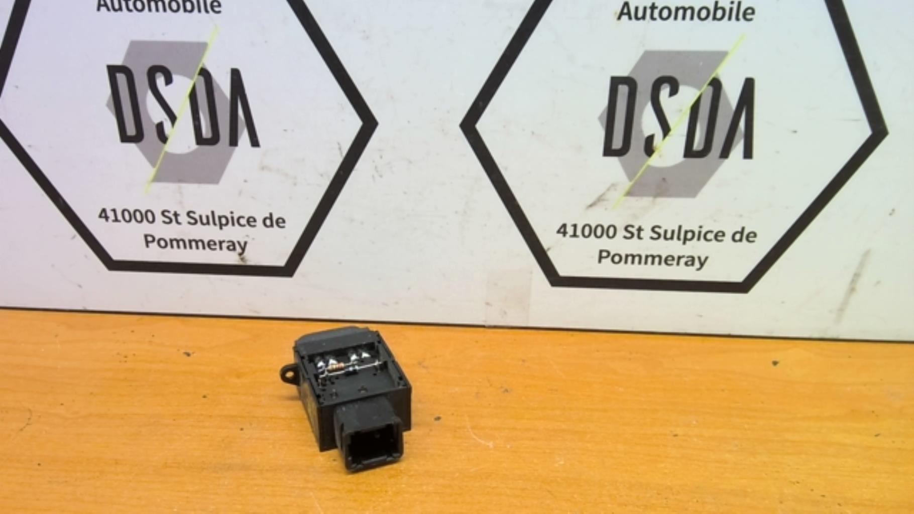 Commande degivrage lunette arriere RENAULT GRAND ESPACE 3 Diesel - 1