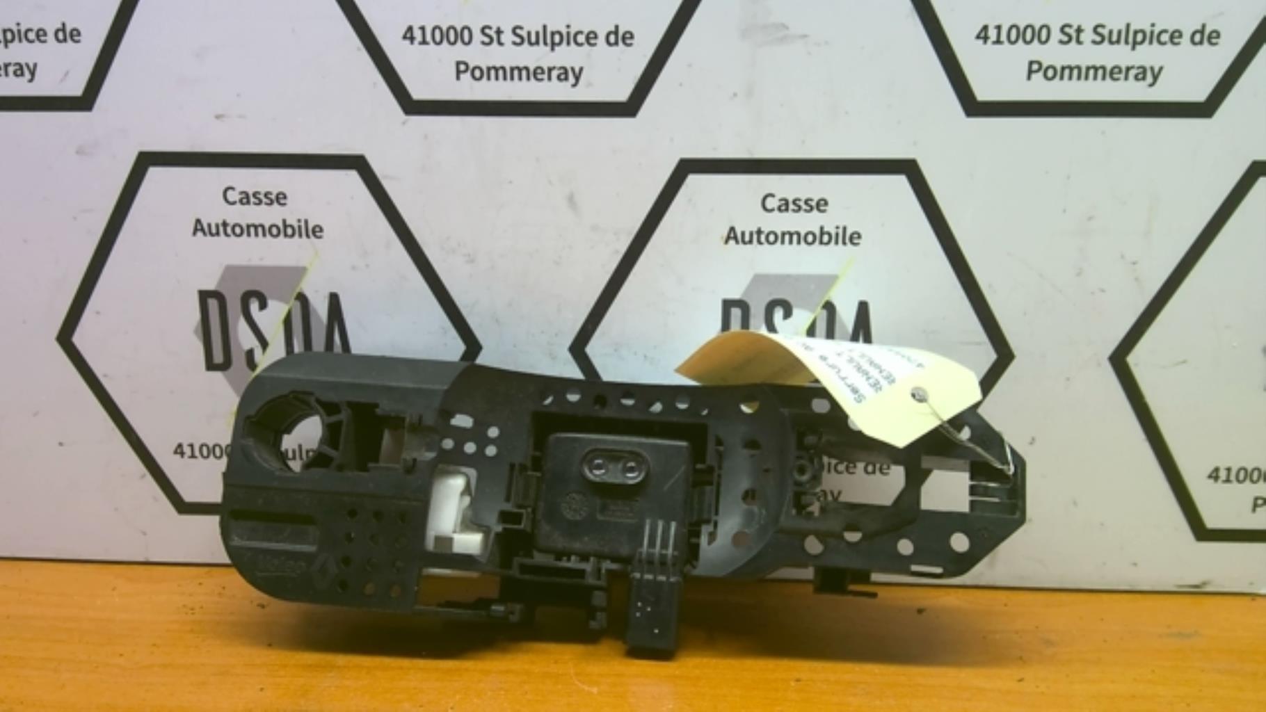 Support poignee porte avant droite RENAULT SCENIC 3 PHASE 1 Diesel - 1