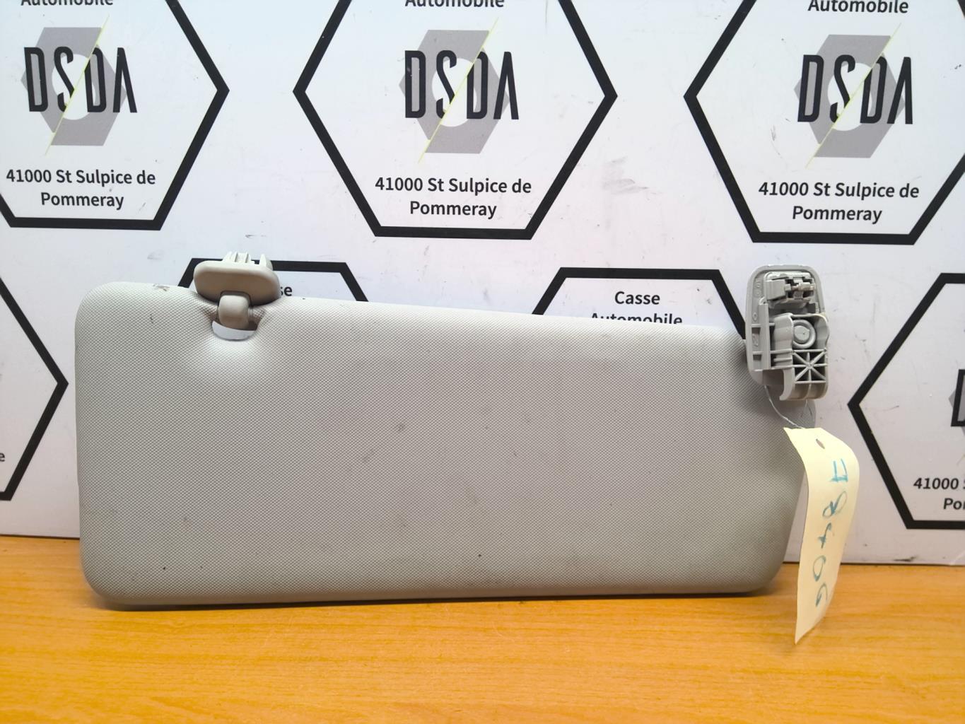 Pare soleil gauche RENAULT CLIO 4 PHASE 1 BREAK Diesel - 1