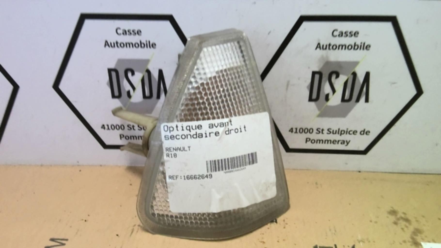 Optique avant secondaire droit (feux)(clignotant) RENAULT R18  - 1