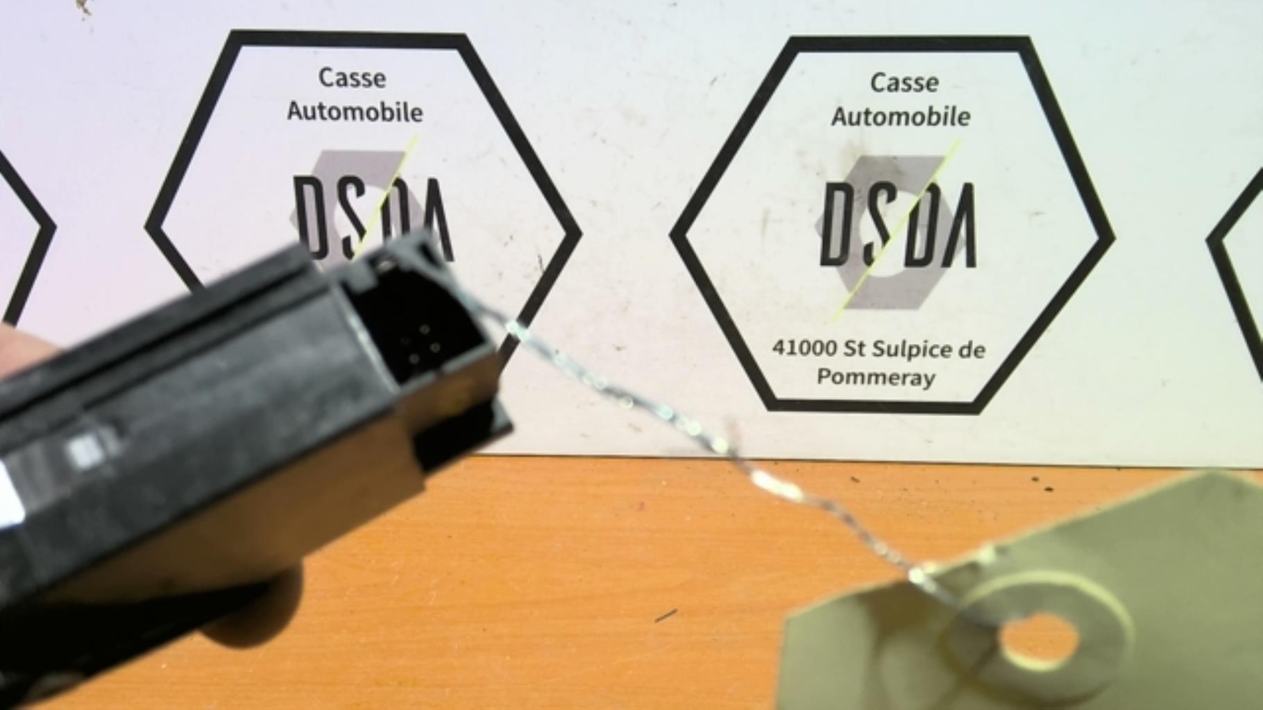 Bouton de warning AUDI A5 1 COUPE S5 PHASE 1 Essence - 1