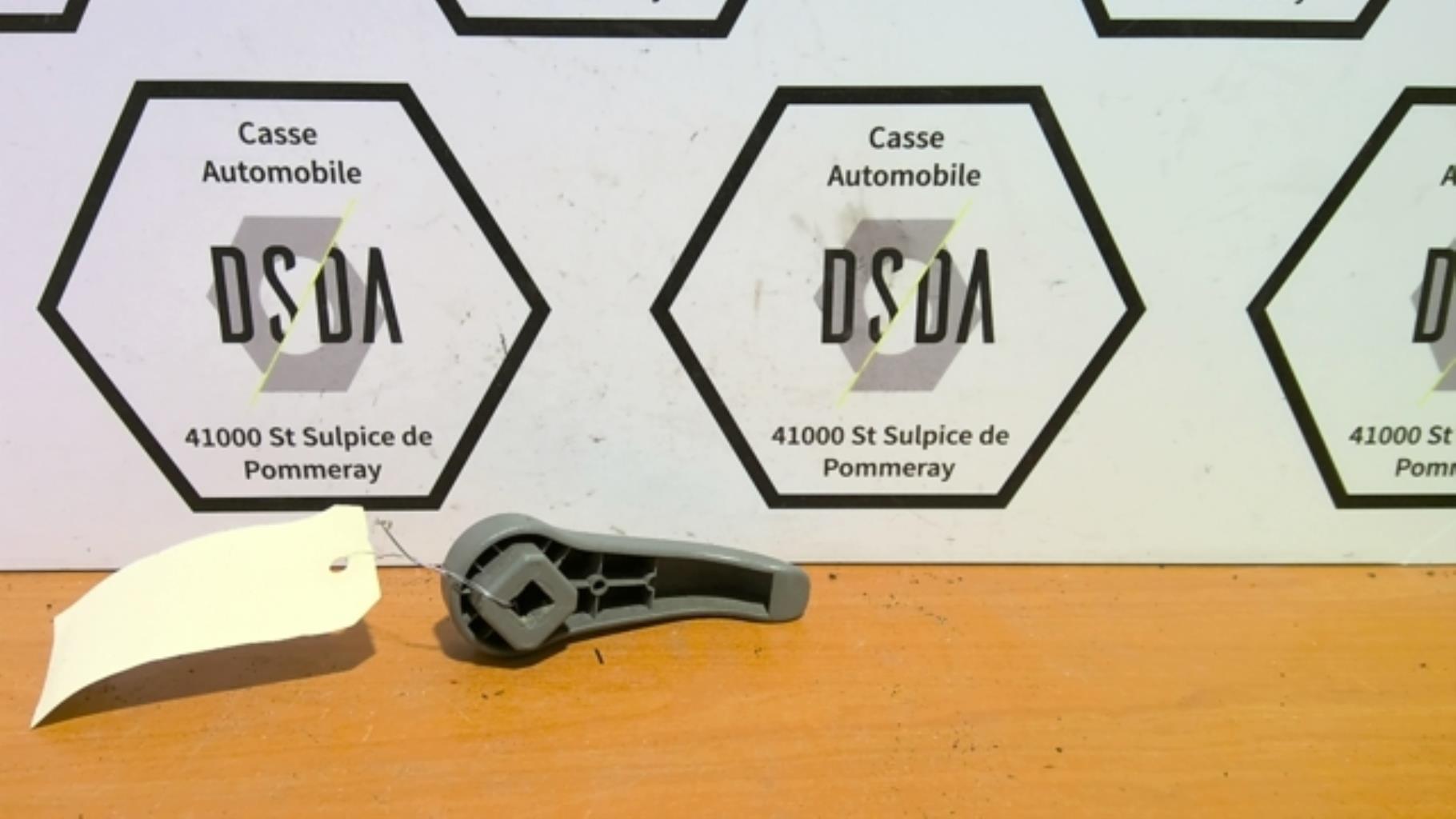 Commande de reglage de siege RENAULT CLIO 2  - 1