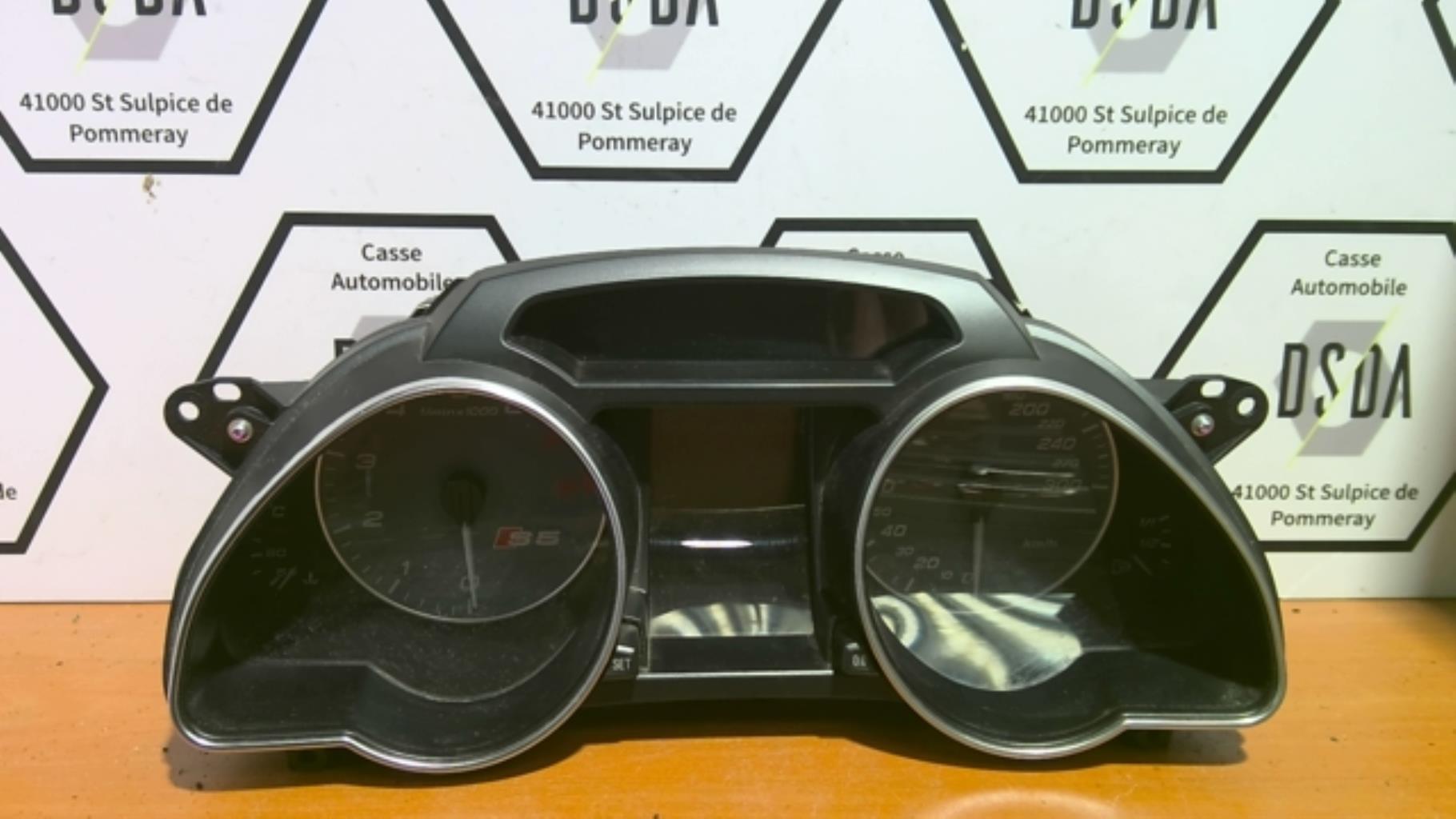 Compteur AUDI A5 1 COUPE S5 PHASE 1 Essence - 1