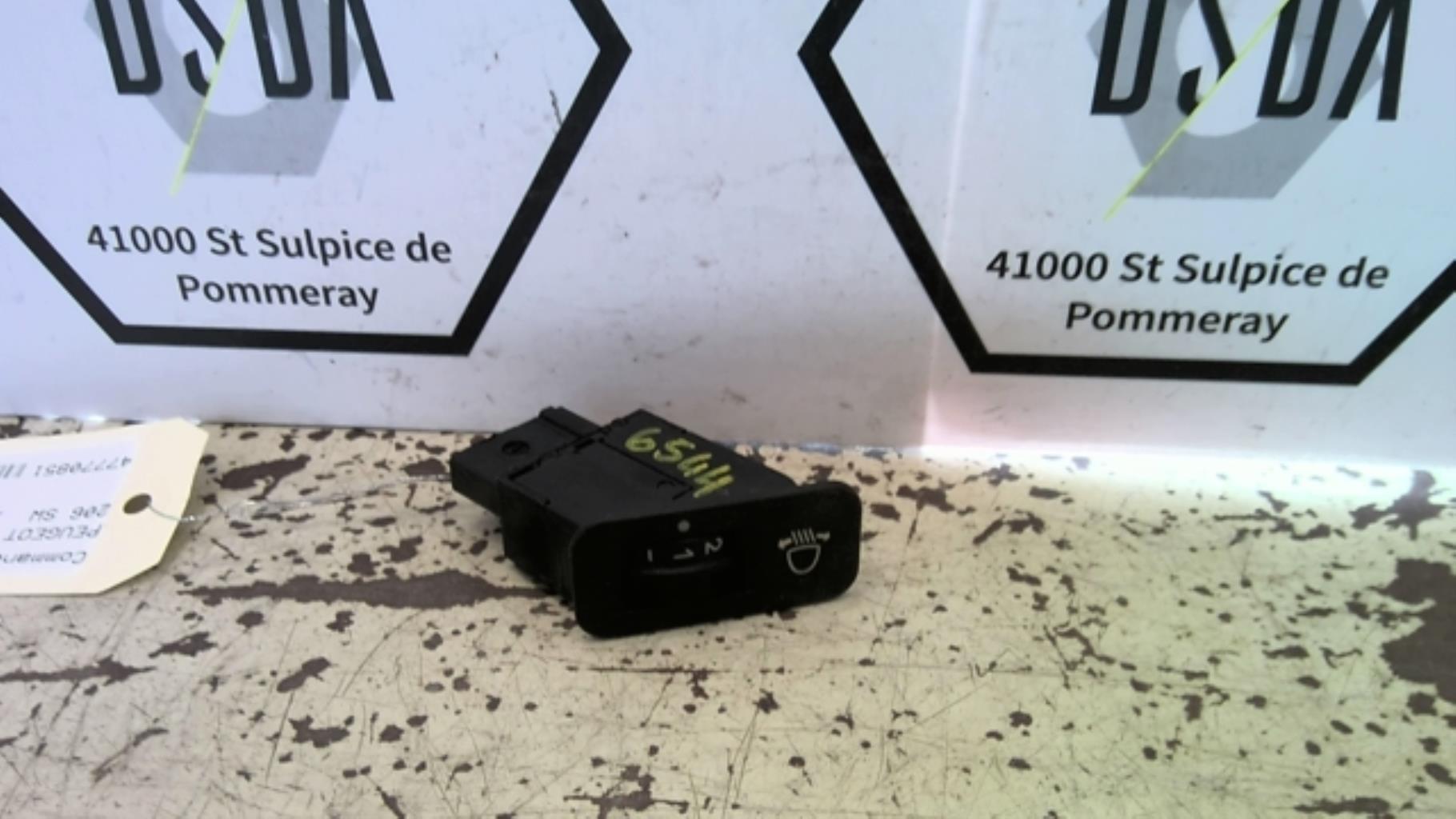 Commande de reglage hauteur de phare PEUGEOT 206 PHASE 2 BREAK Diesel - 1