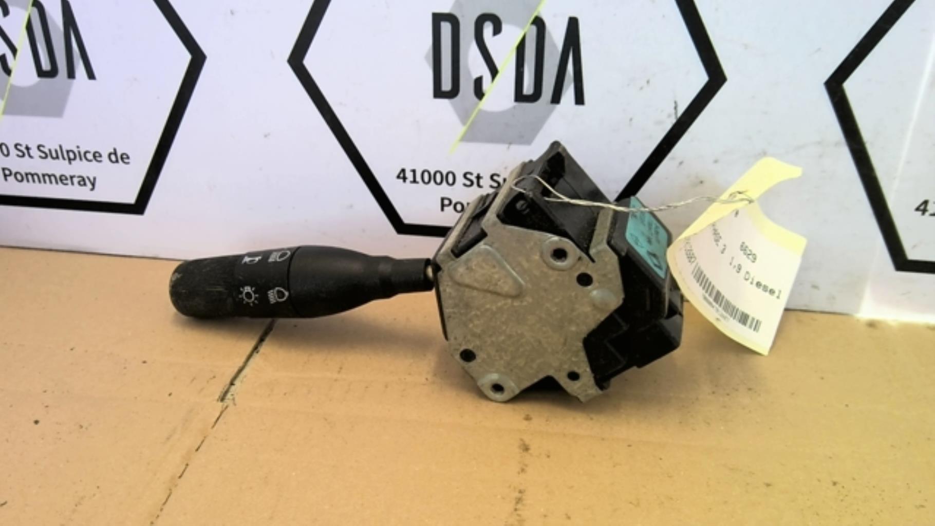 Commodo phare RENAULT CLIO 1 PHASE 3 Diesel - 1