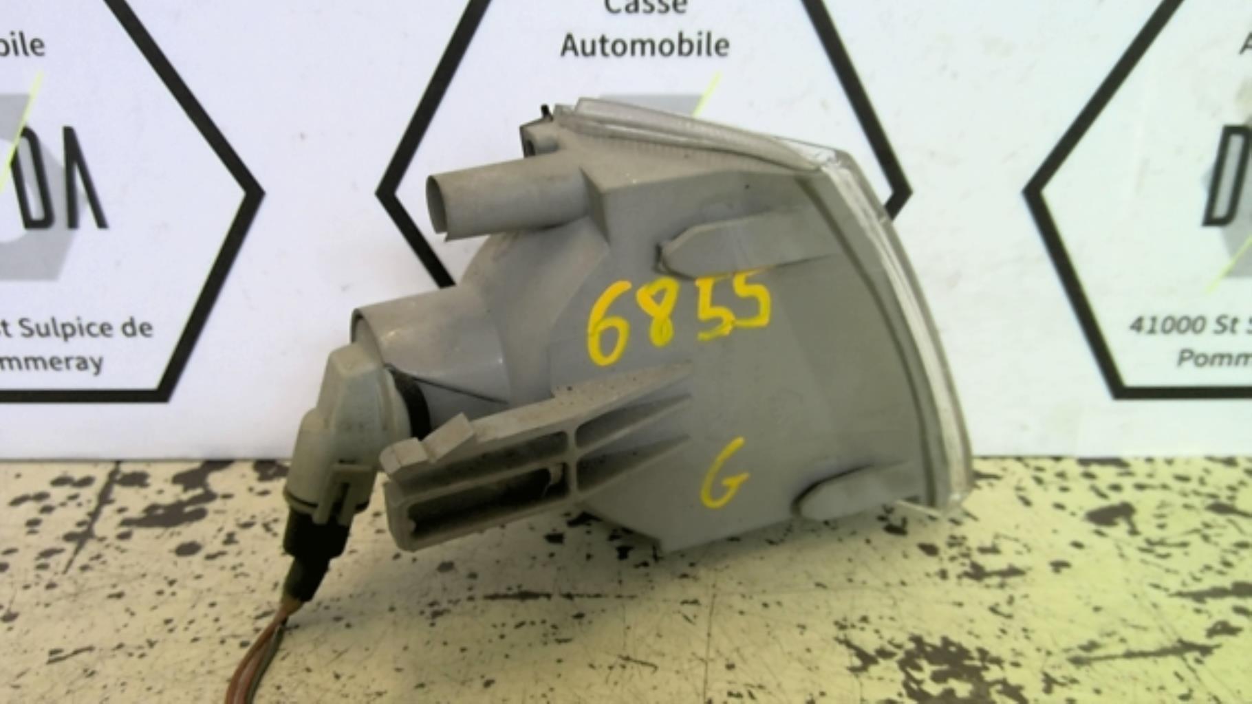 Optique avant secondaire gauche (feux)(clignotant) RENAULT CLIO 1 PHASE 1 Essence - 1