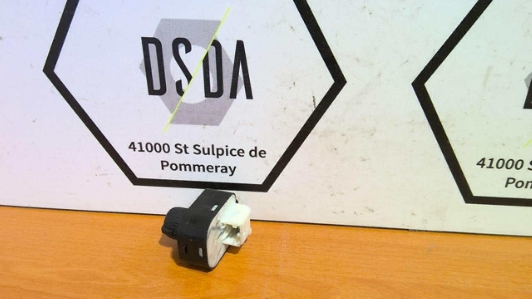 Commande retroviseurs BMW SERIE 3 E36 Diesel - 1