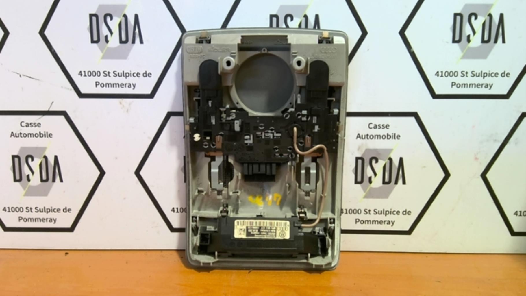 Eclairage de plafonnier BMW SERIE 3 E36 Diesel - 1