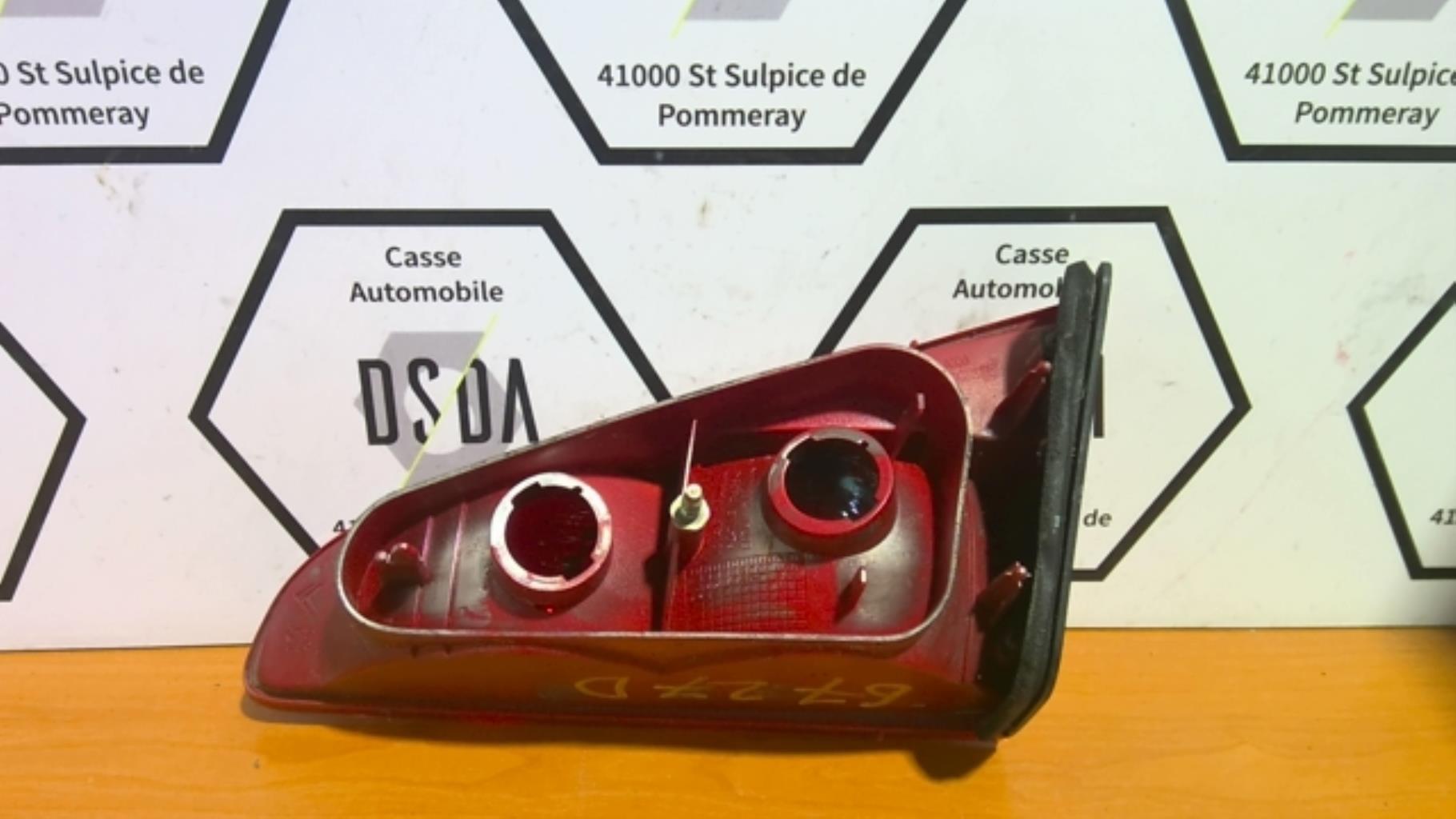 Feu arriere secondaire droit (feux) PEUGEOT 607 PHASE 1 Diesel - 1