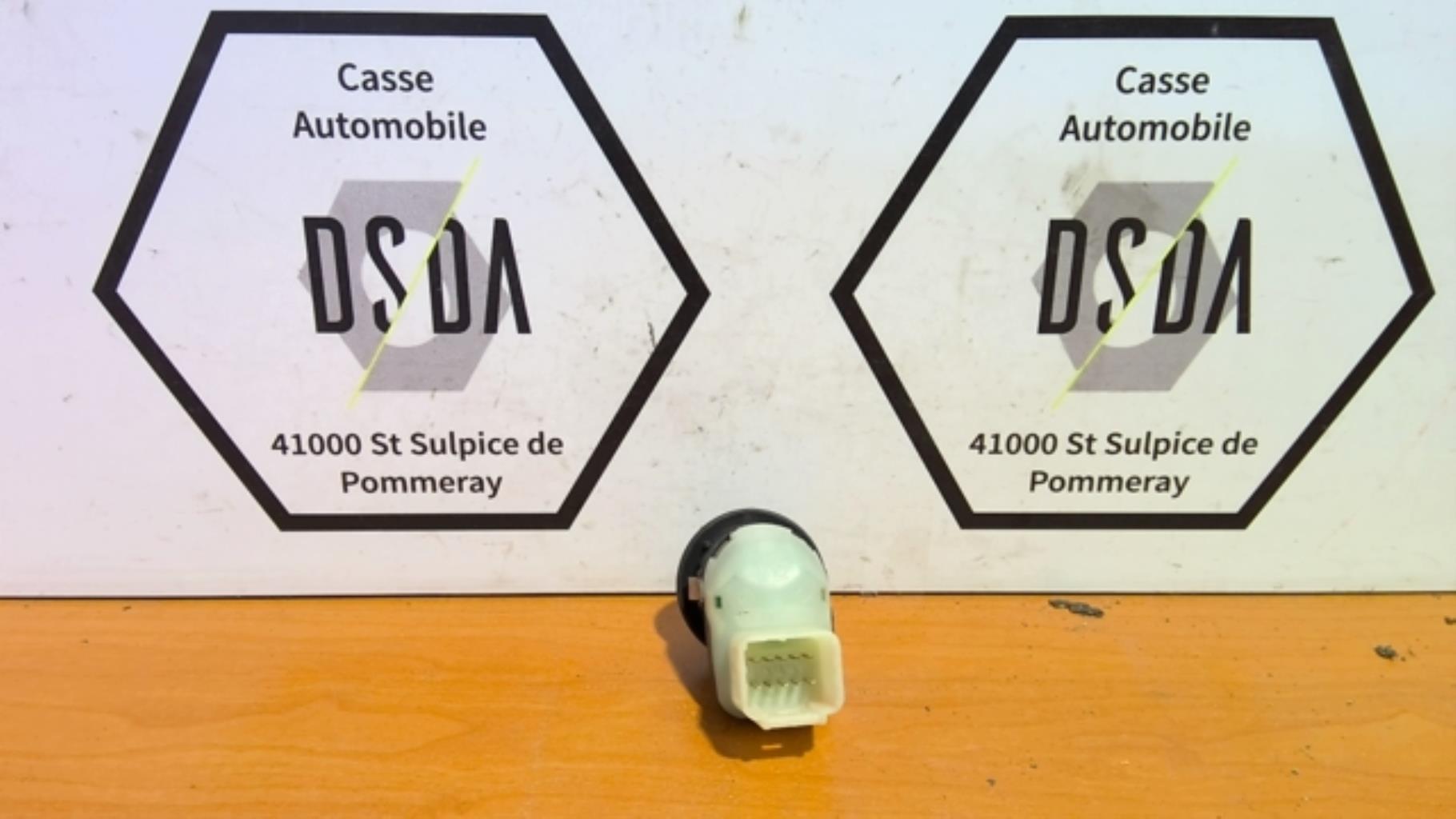 Commande retroviseurs RENAULT CLIO 2 PHASE 2 Diesel - 1