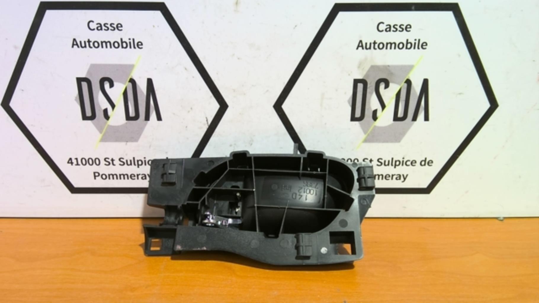 Poignee interieur avant droit CITROEN C4 1 PHASE 1 Diesel - 1