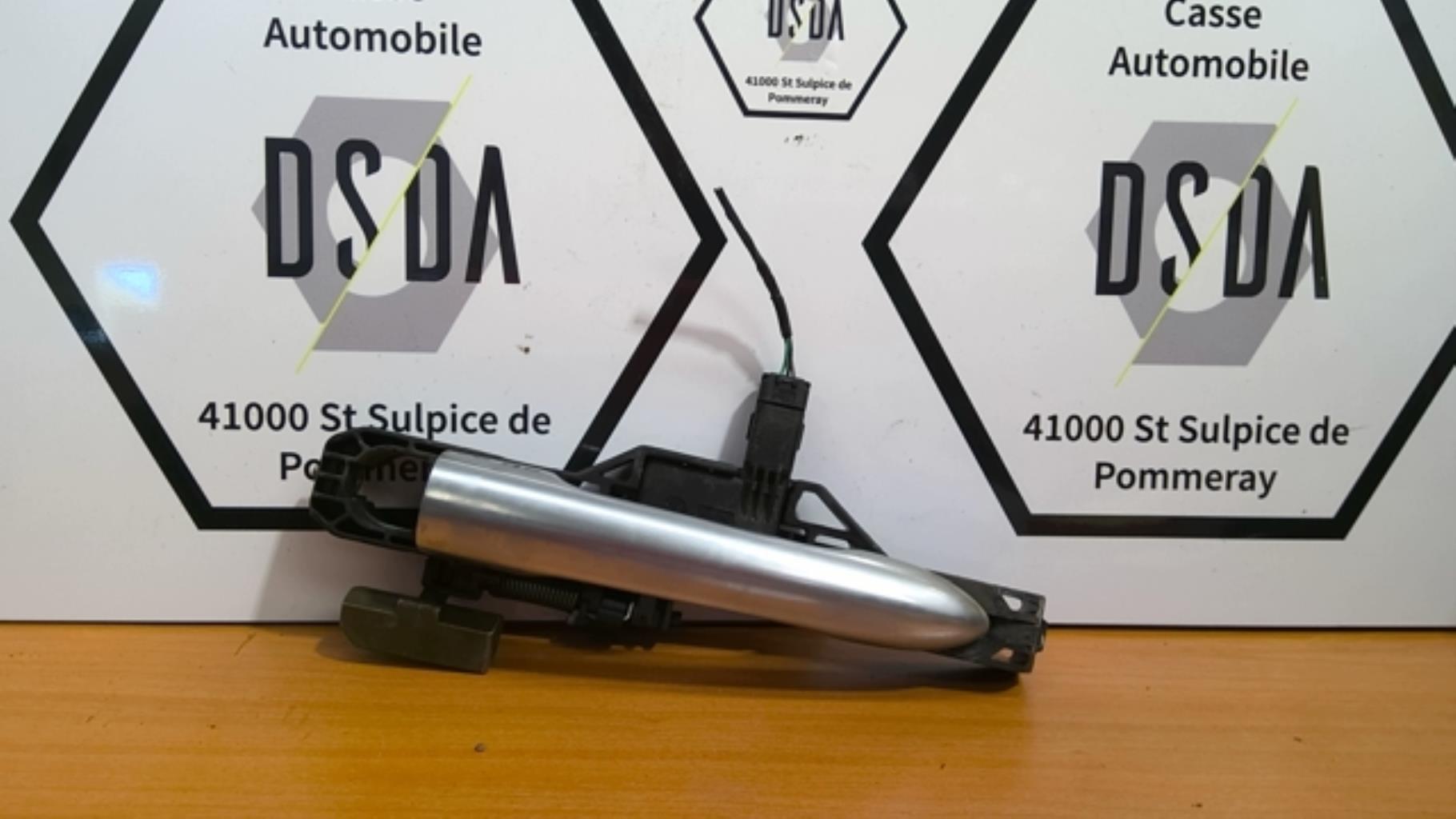Poignee porte avant gauche RENAULT LAGUNA 2 PHASE 1 Essence - 1
