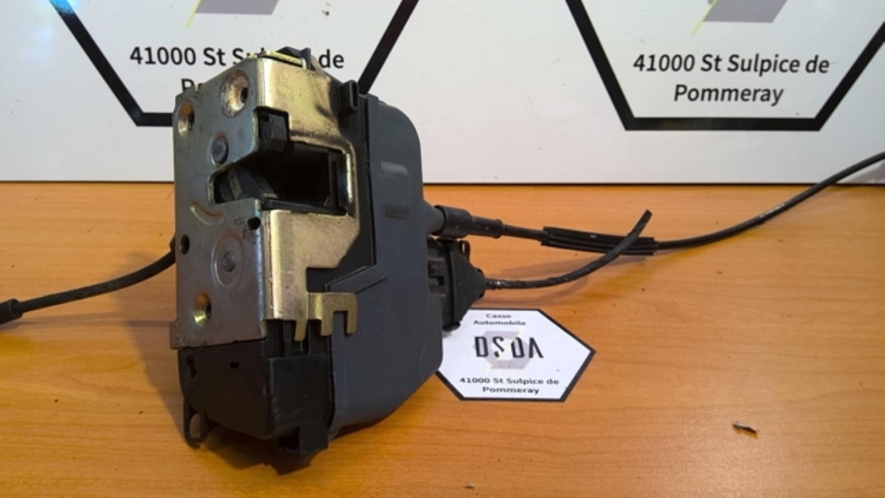 Serrure arriere droit RENAULT LAGUNA 2 PHASE 1 Essence - 1