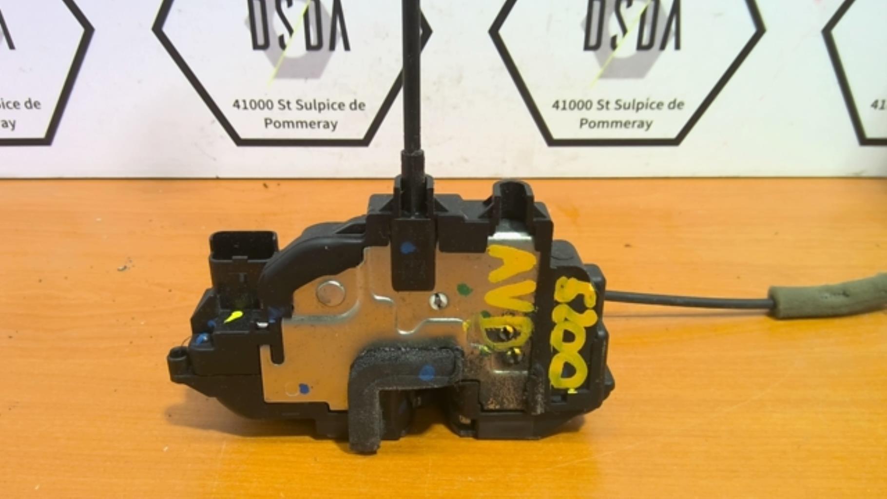 Serrure avant droit RENAULT CLIO 3 PHASE 2 Diesel - 1