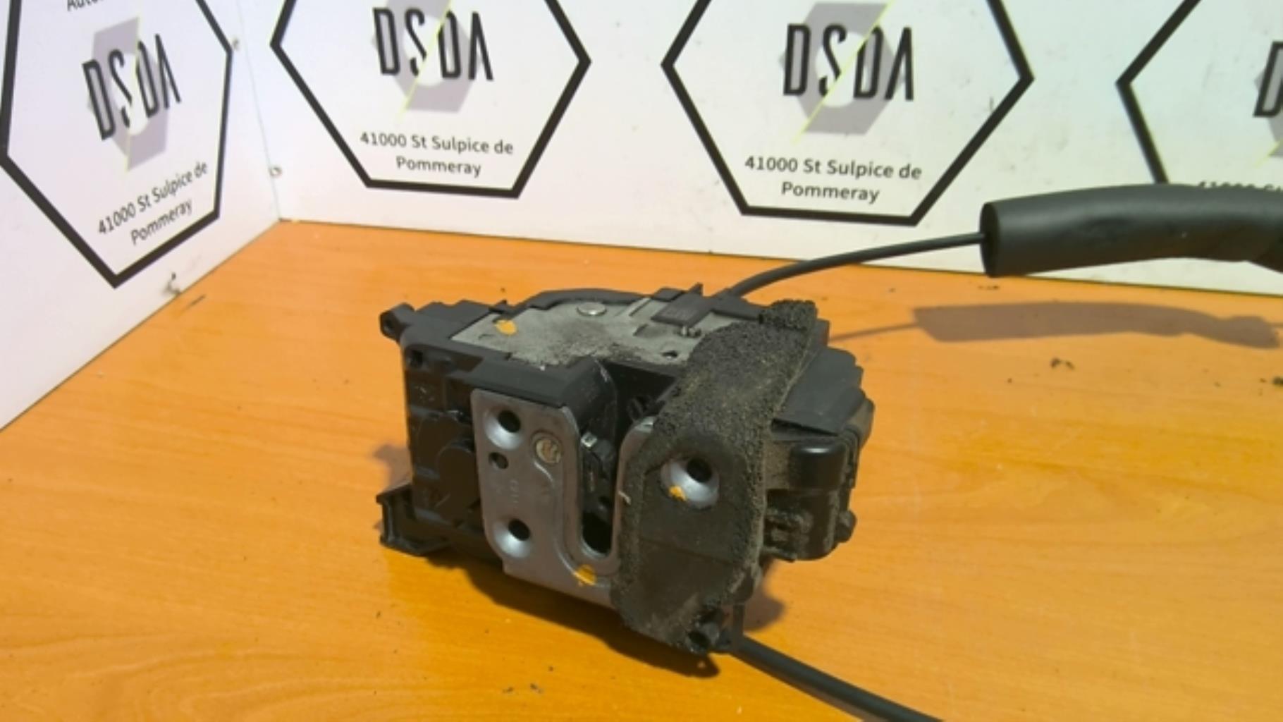 Serrure avant droit RENAULT SCENIC 3 PHASE 2 Diesel - 1