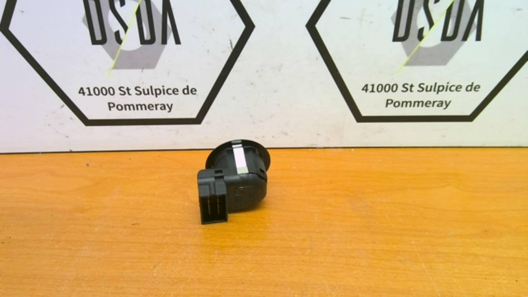 Commande retroviseurs FORD FIESTA 6 PHASE 1 Diesel - 1