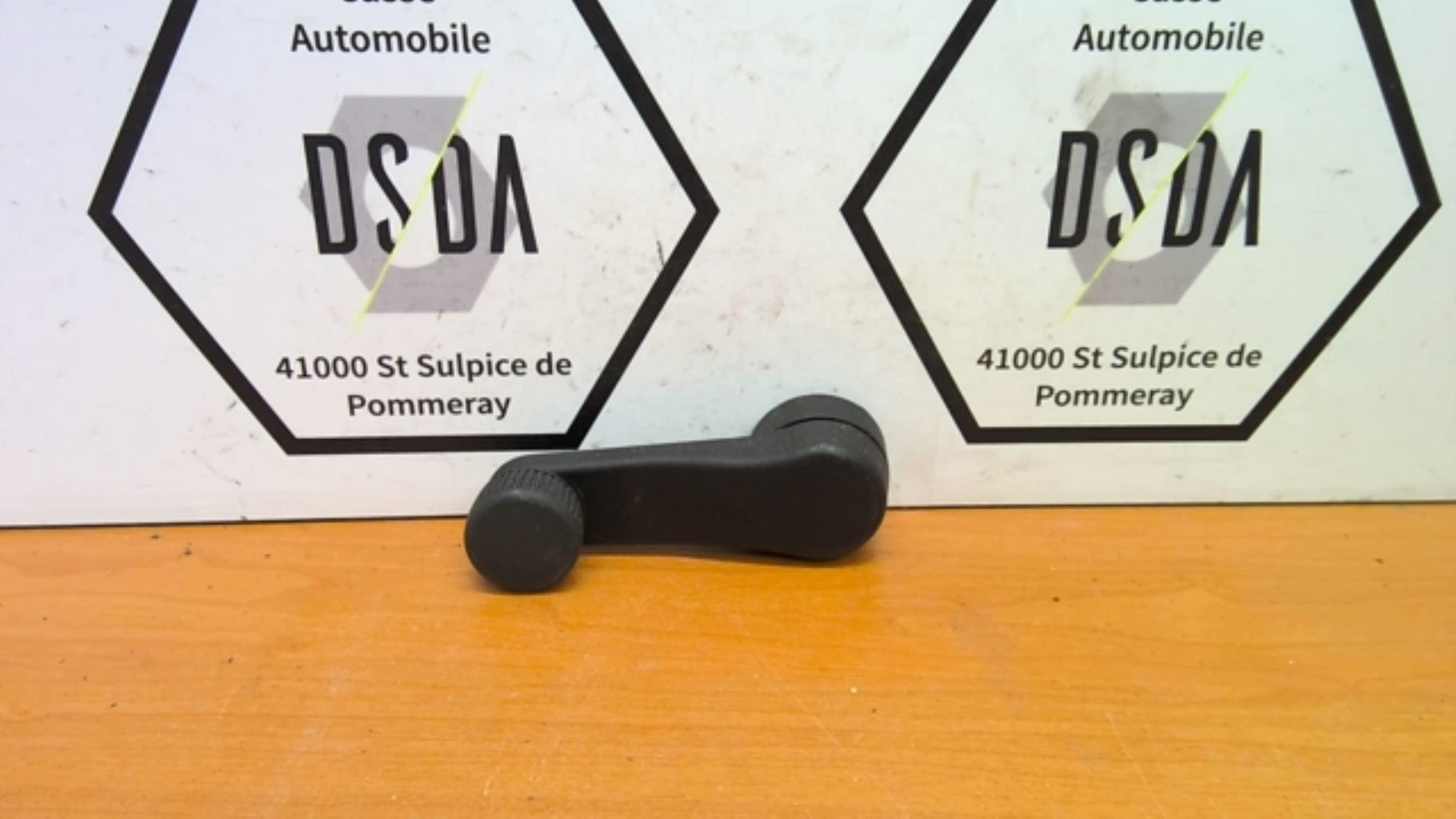 Manivelle de leve vitre SEAT LEON 2 PHASE 1 Diesel - 1