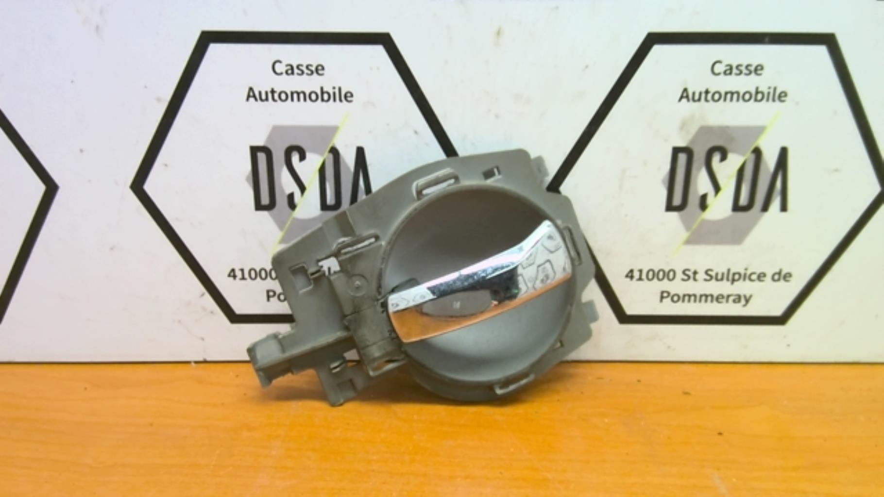 Poignee interieur avant gauche CITROEN C3 1 PHASE 1 Diesel - 1