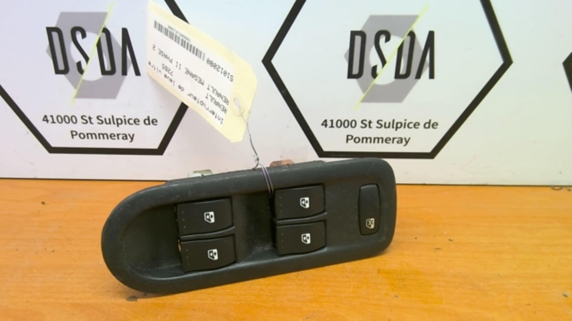 Interrupteur de leve vitre RENAULT MEGANE 2 PHASE 2 Essence - 1