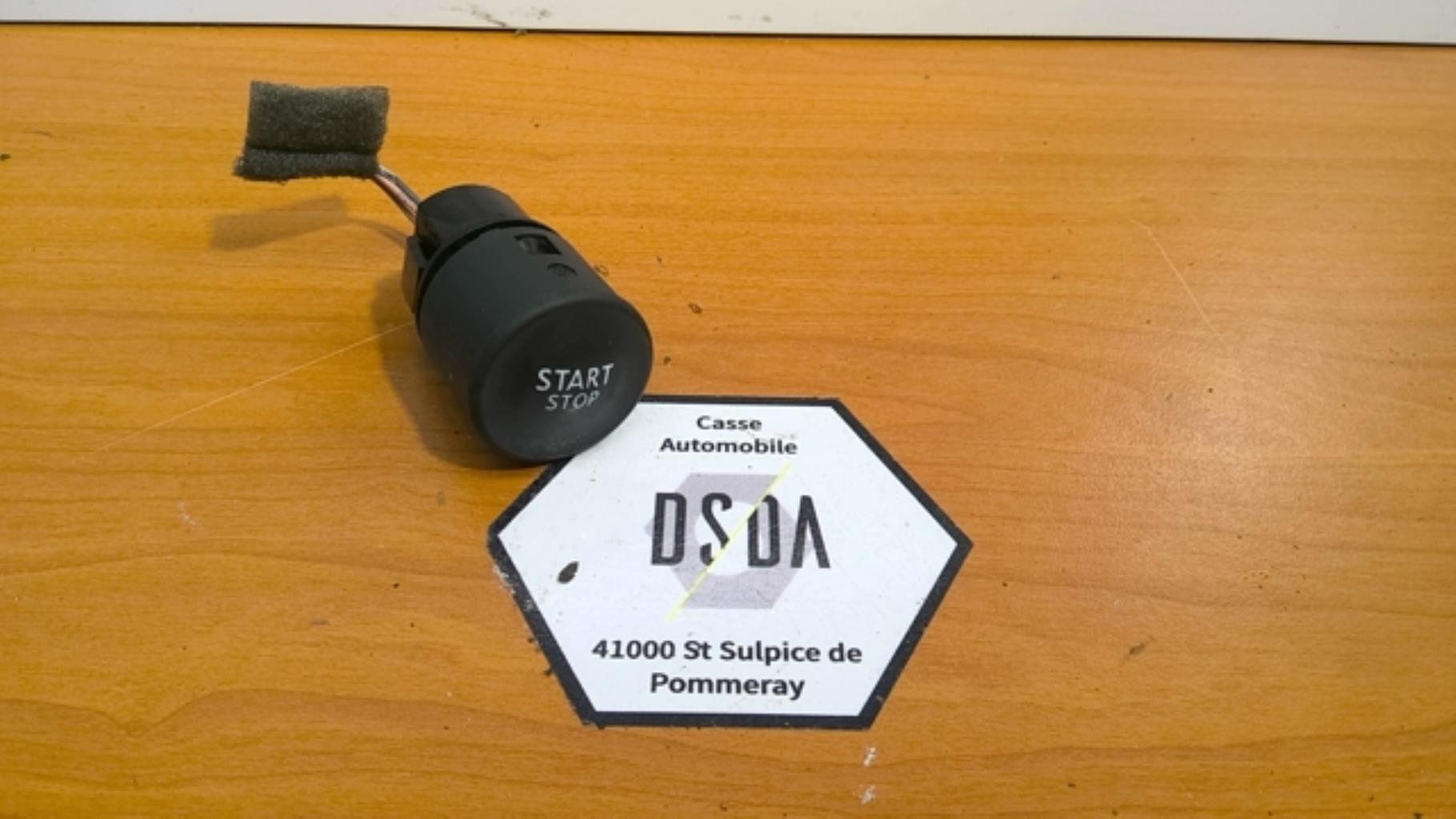 Bouton de demarrage RENAULT MEGANE 3 PHASE 1 COUPE Diesel - 1