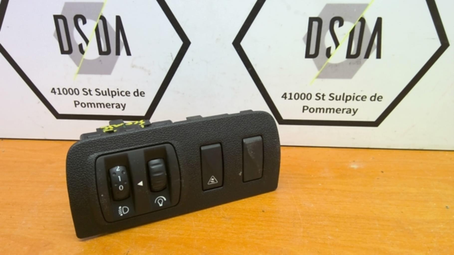 Commande de reglage hauteur de phare RENAULT GRAND SCENIC 3 PHASE 1 Diesel - 1