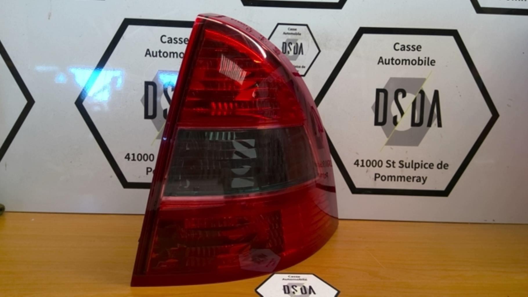Feu arriere secondaire droit (feux) CITROEN C5 1 PHASE 2 Diesel - 1
