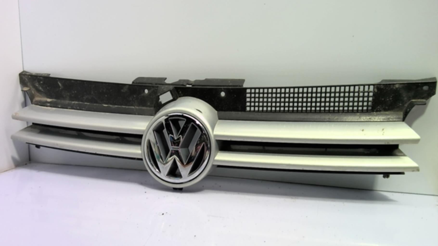 Calandre VOLKSWAGEN GOLF 4 Essence - 1