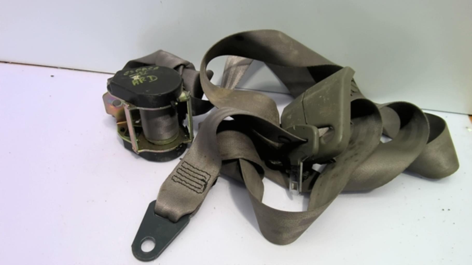 Ceinture arriere droit RENAULT ESPACE 4 PHASE 1 Diesel - 1